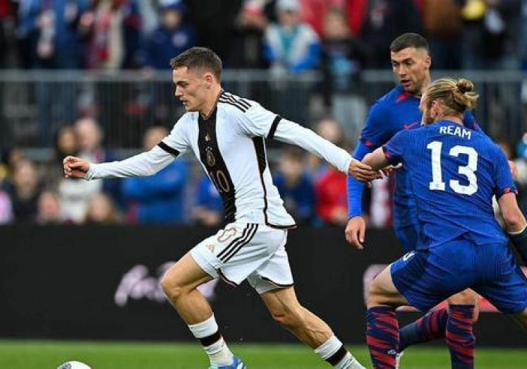 足球世界杯2026微信群-2026足球世界杯，微信群里的激情碰撞